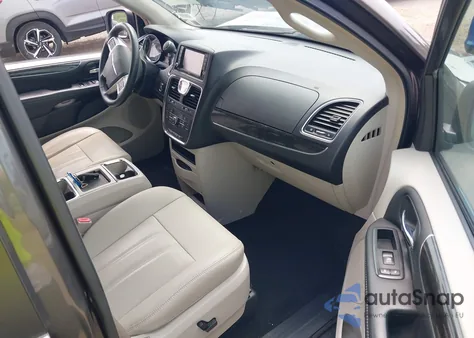 2015 Chrysler Town & Country Touring-L z USA, uszkodzony, nr VIN 2C4RC1CG2FR677644